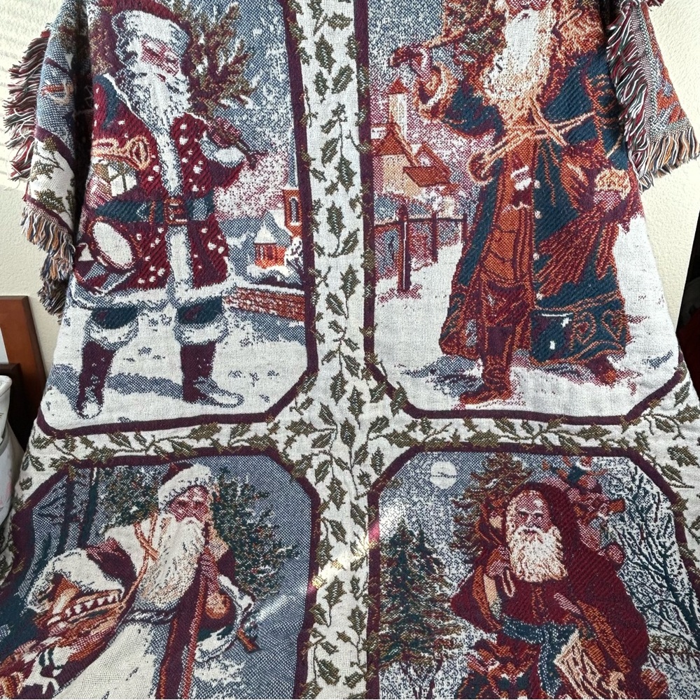 Goodwin Weavers Christmas Santa Throw Blanket, USA Made